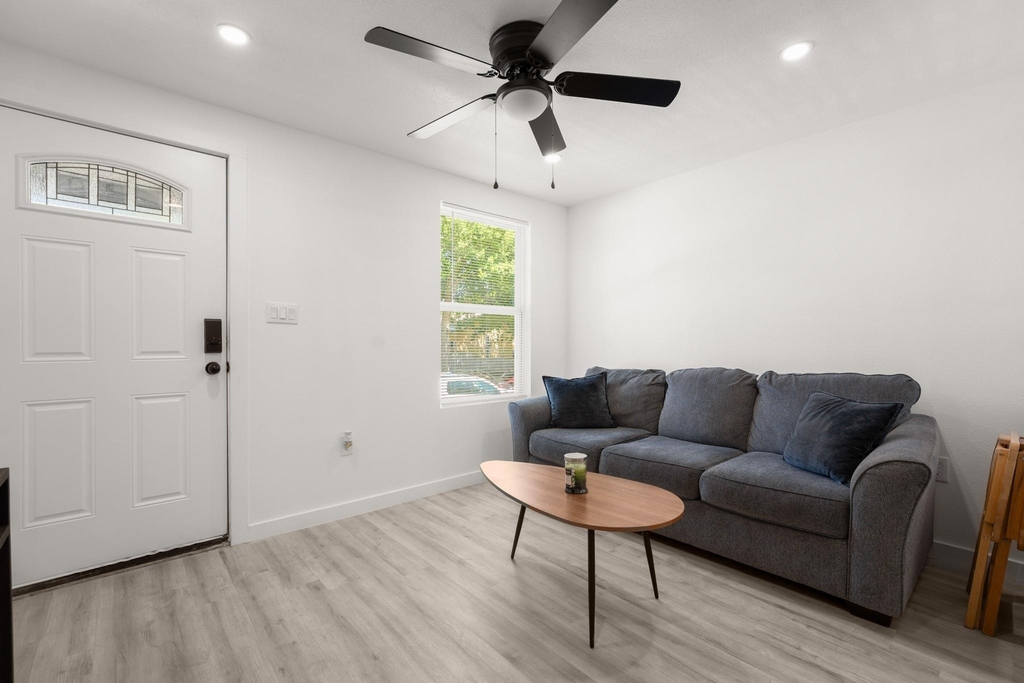 45 Anthony St - Photo 6