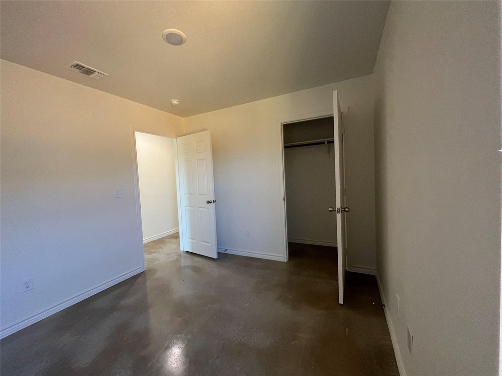 2316 Alterman Dr - Photo 12
