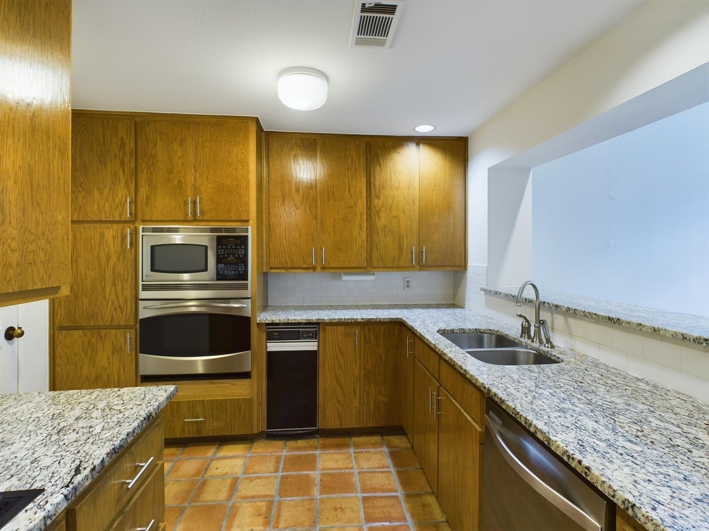 1735 Spyglass Dr - Photo 19