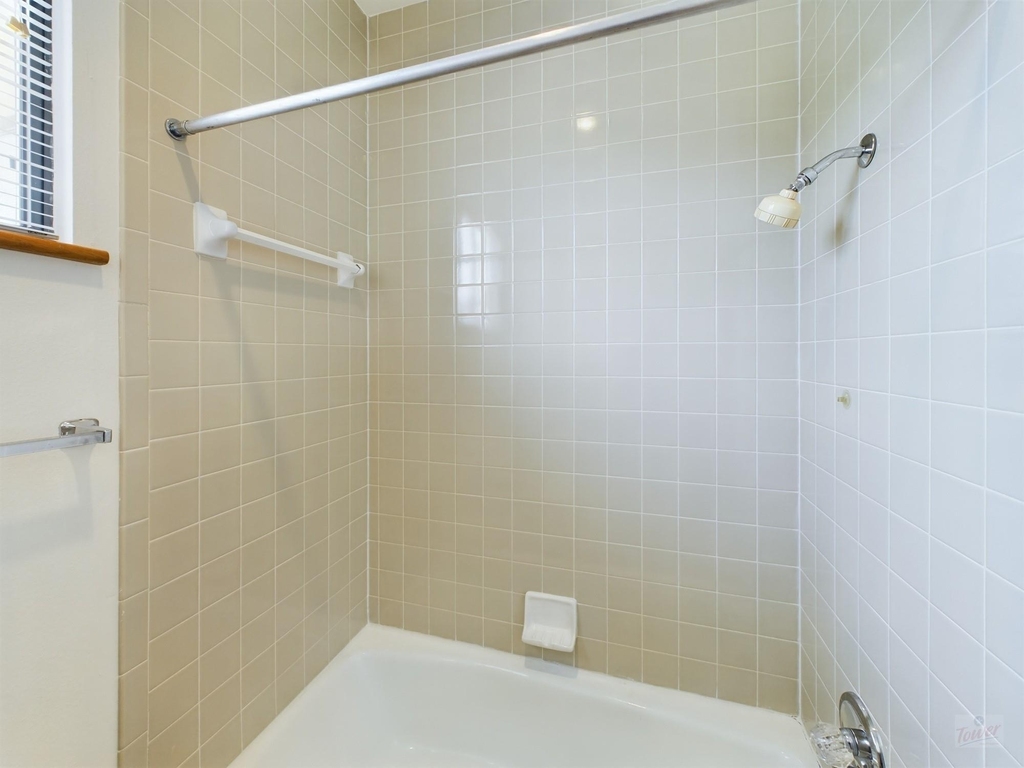 1735 Spyglass Dr - Photo 34