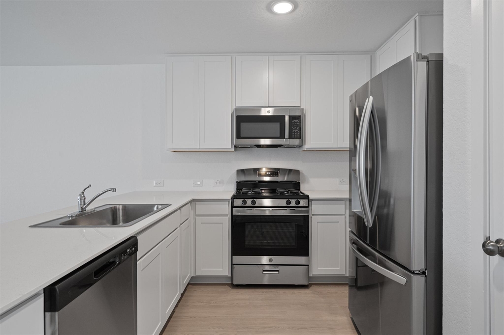 4107 Eldorado St - Photo 5