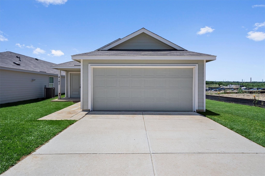 4107 Eldorado St - Photo 0