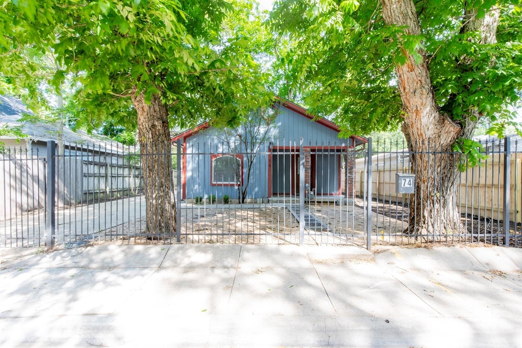 74 Julius St - Photo 1