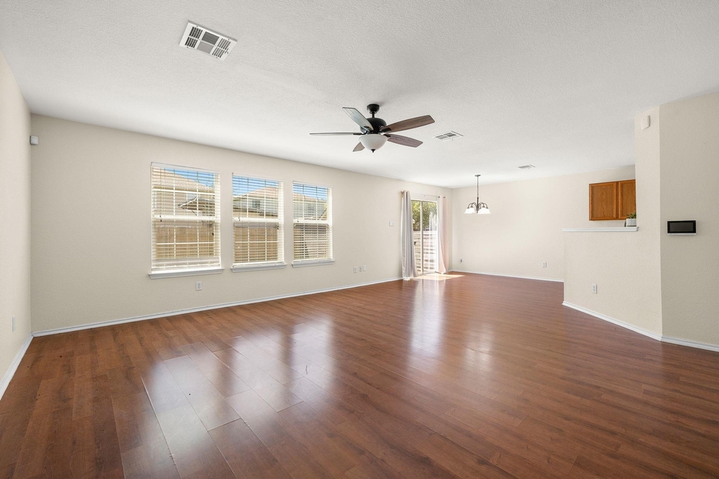 5525 Victory Gallop Dr - Photo 3