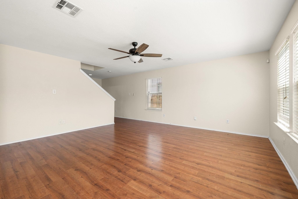5525 Victory Gallop Dr - Photo 6