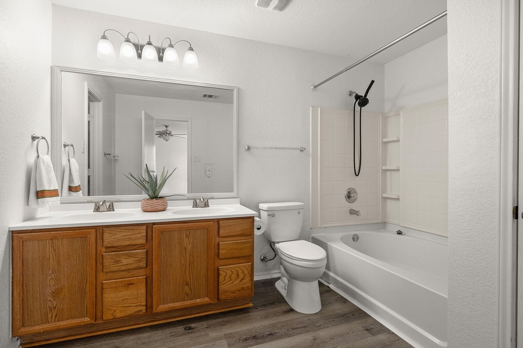5525 Victory Gallop Dr - Photo 14