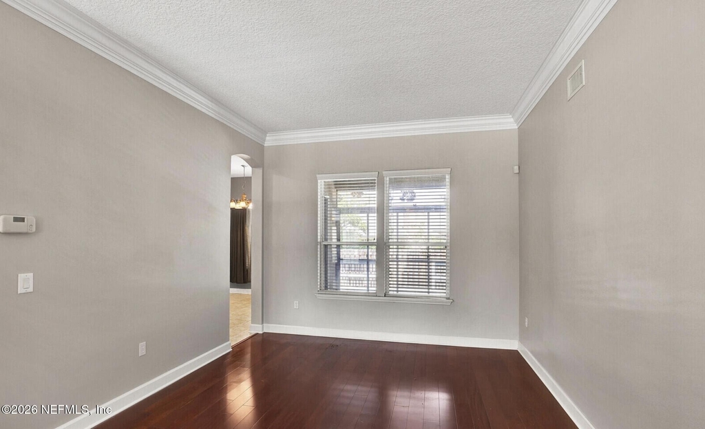 11827 Crusselle Drive - Photo 2