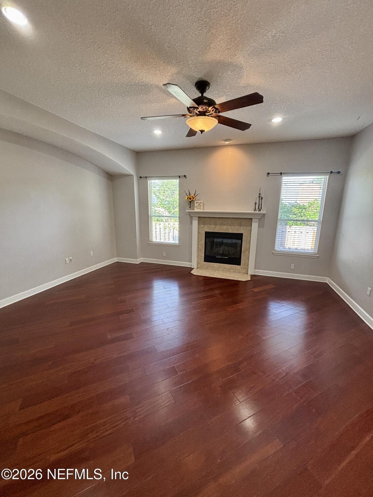 11827 Crusselle Drive - Photo 14