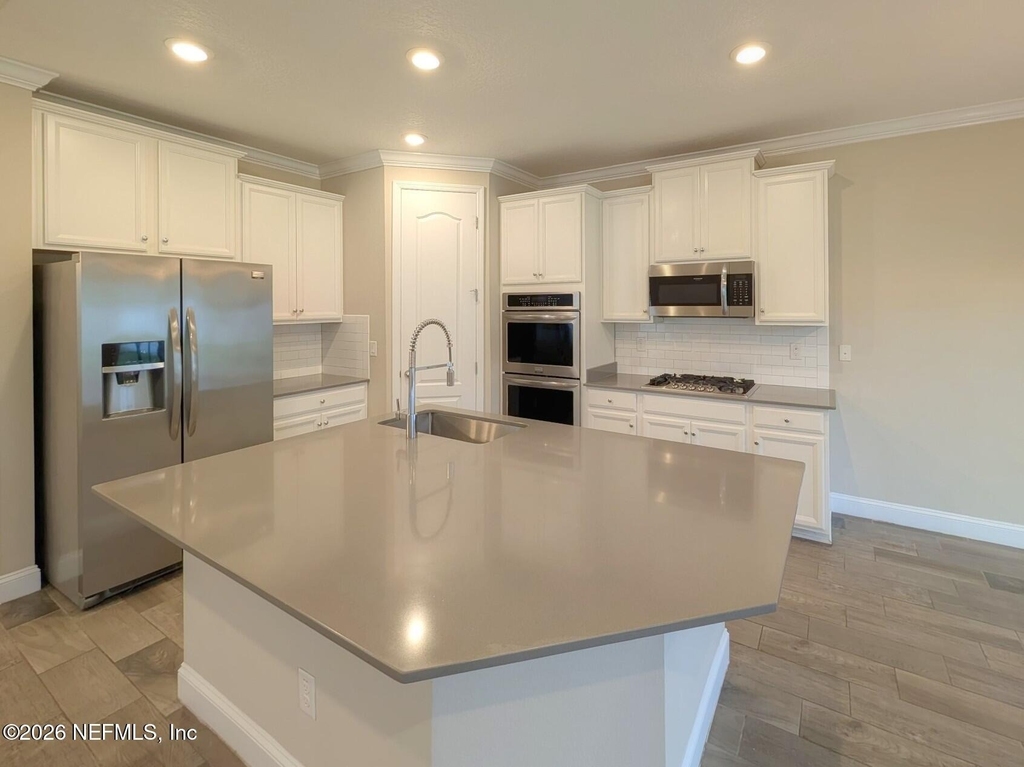 95 Silver Creek Place - Photo 2