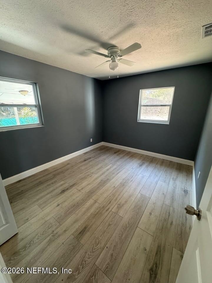 1906 Roselle Avenue - Photo 8