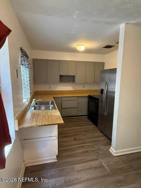 9131 Jefferson Avenue - Photo 1
