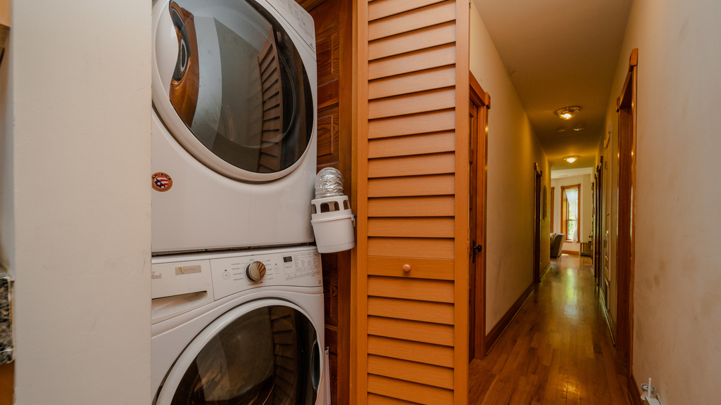 622 W Briar Place - Photo 12