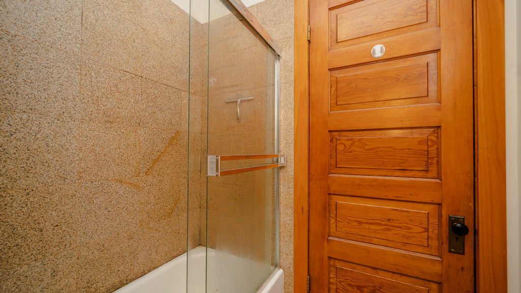 622 W Briar Place - Photo 11