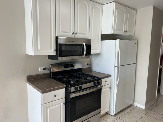 740 Edgelake Point - Photo 4