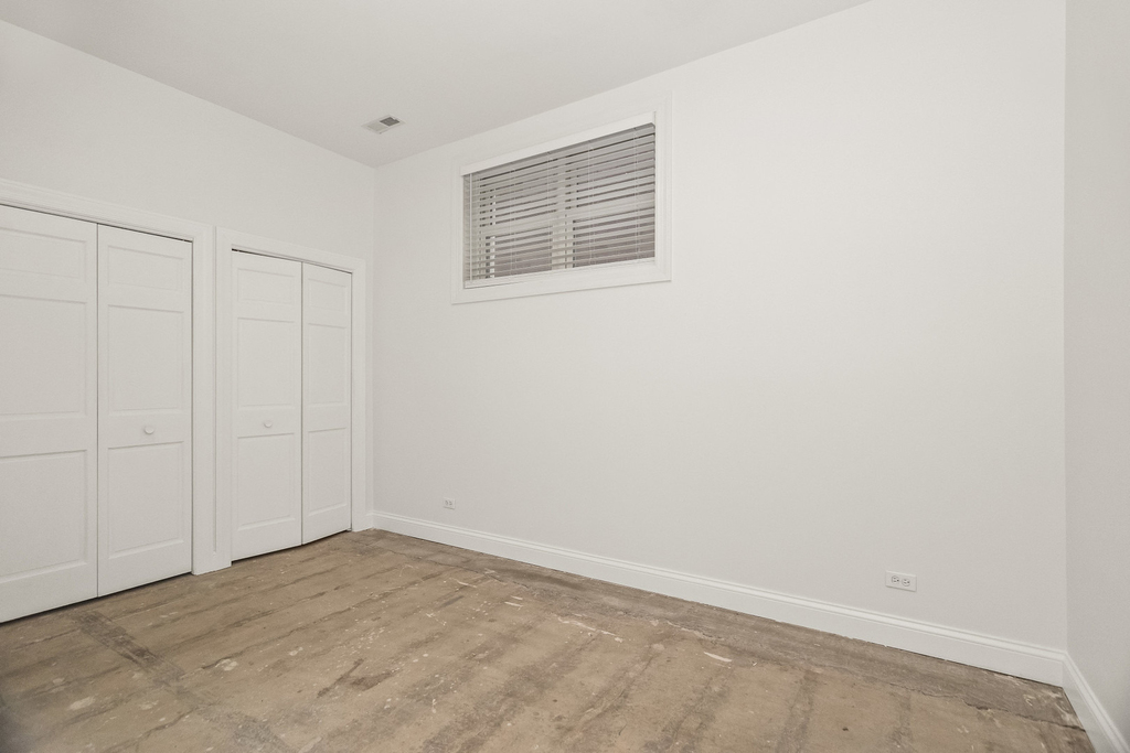 3928 N Greenview Avenue - Photo 19