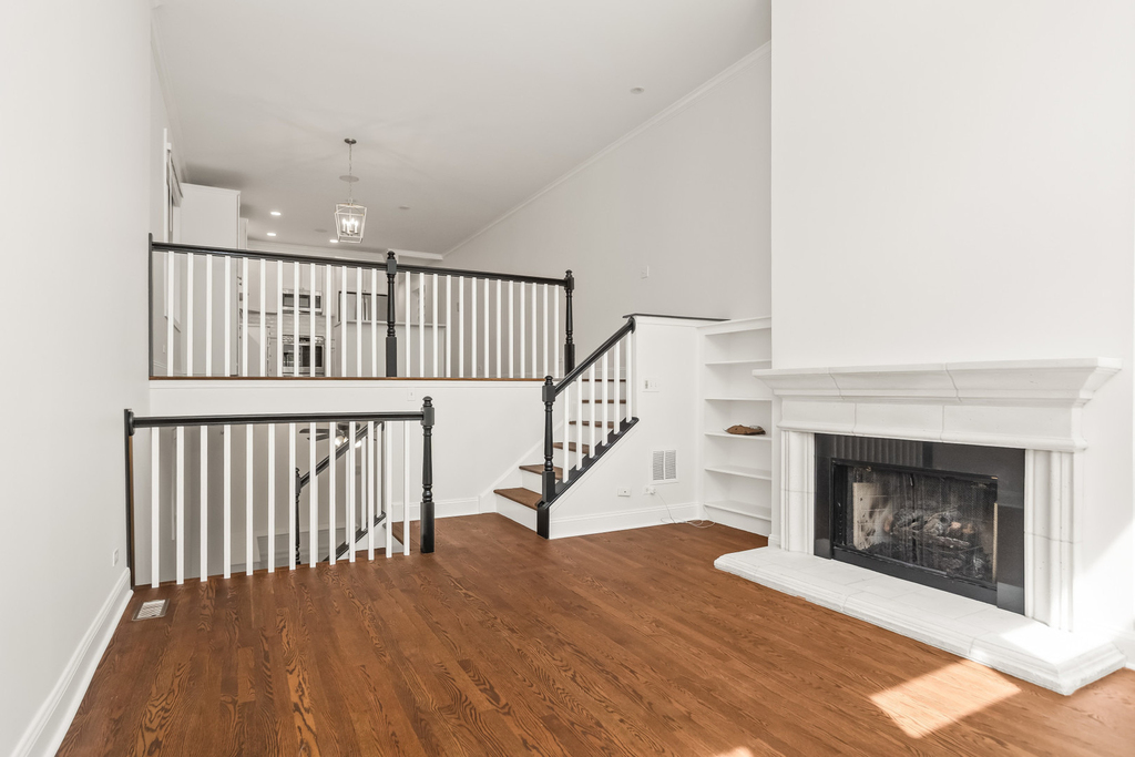 3928 N Greenview Avenue - Photo 3