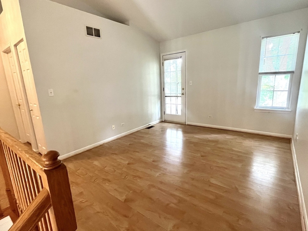 2405 Madiera Court - Photo 4
