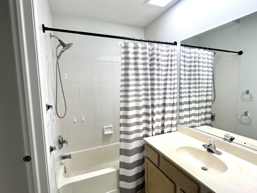 2405 Madiera Court - Photo 6