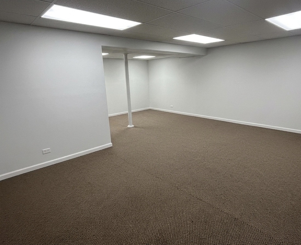 2405 Madiera Court - Photo 9