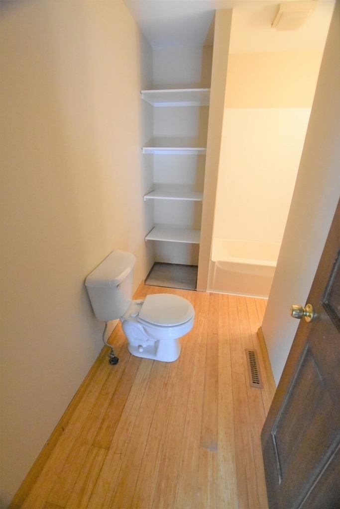 451 Marion Avenue - Photo 15