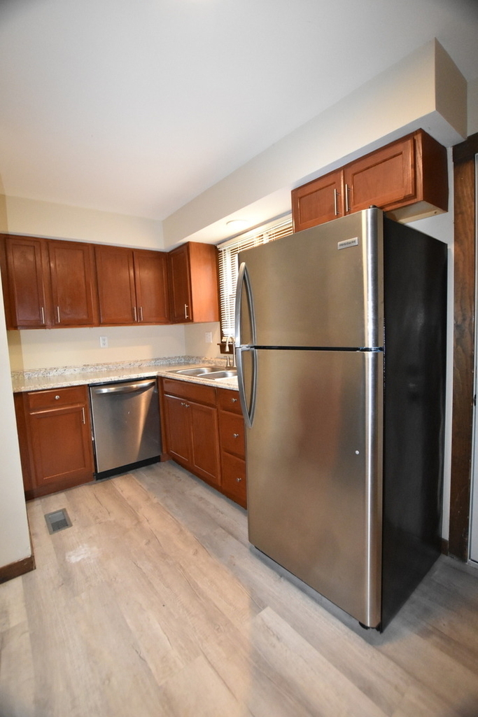 451 Marion Avenue - Photo 20