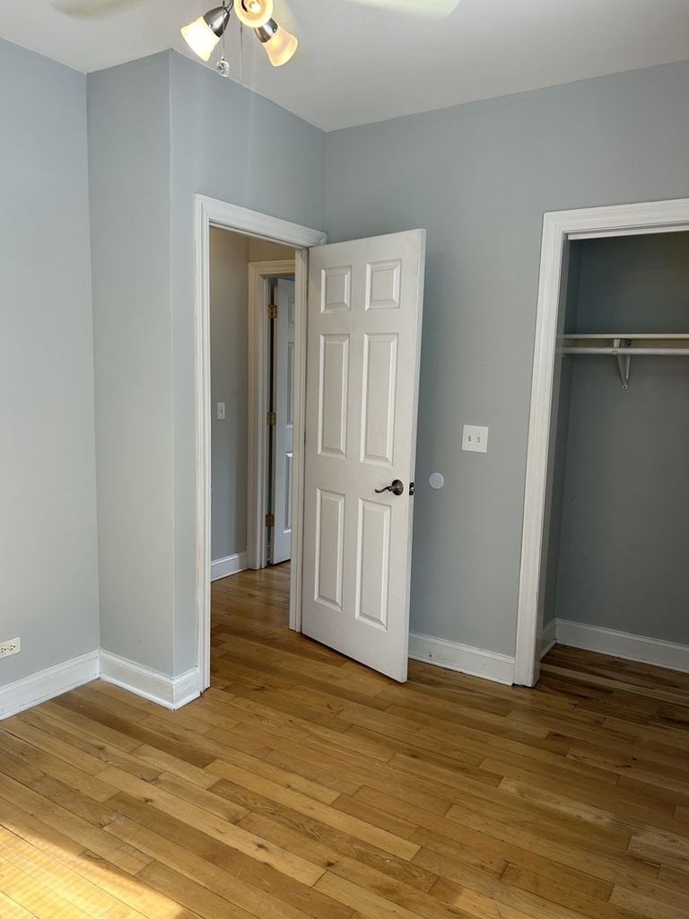 4542 W George Street - Photo 9