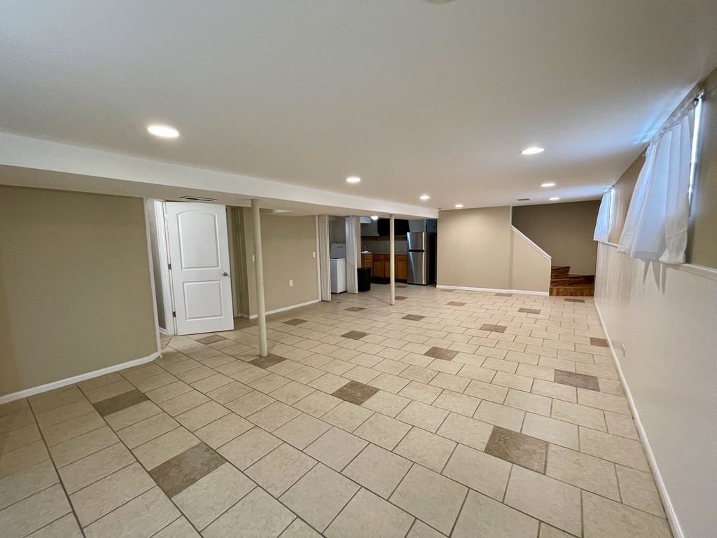 6840 W 64th Street - Photo 12