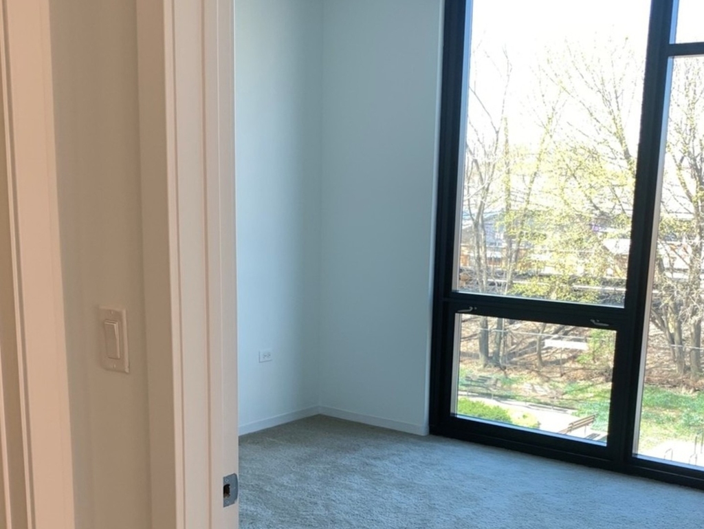 847 Chicago Avenue - Photo 7
