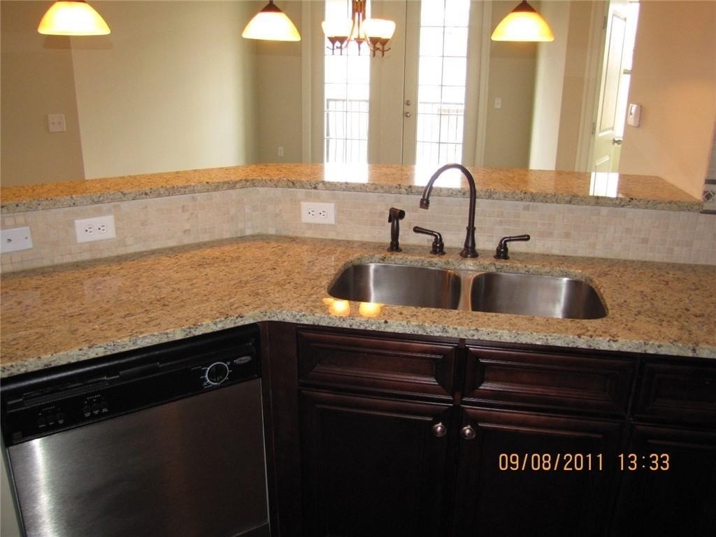 901 Abernathy Road - Photo 13