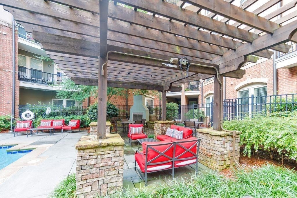 901 Abernathy Road - Photo 39
