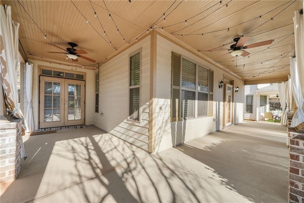 2439 Muirfield Place - Photo 3