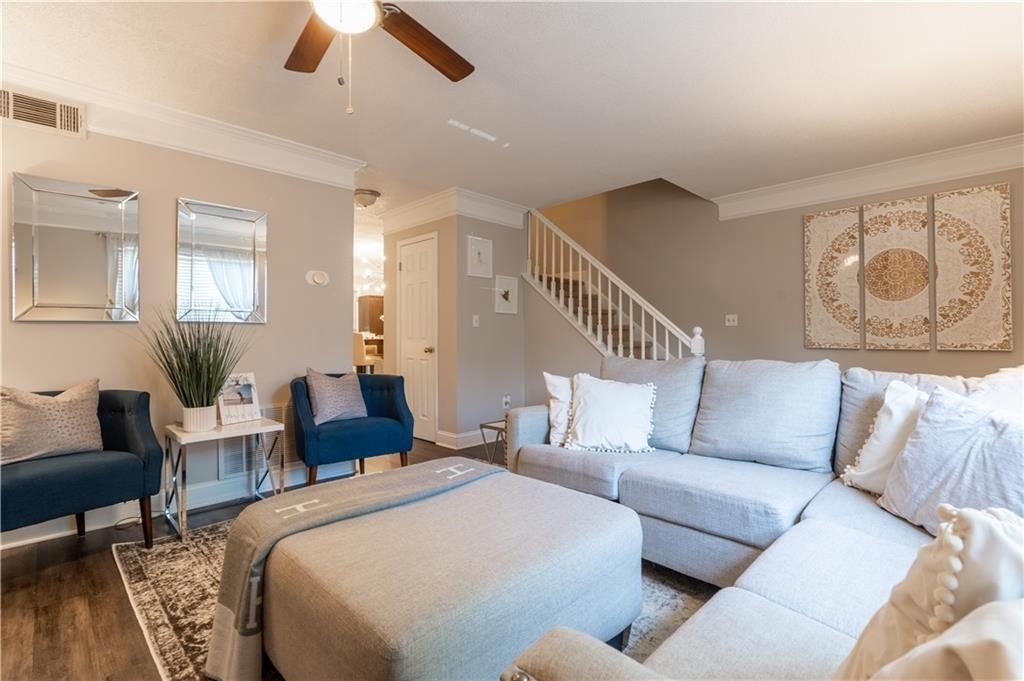 6900 Roswell Road - Photo 11