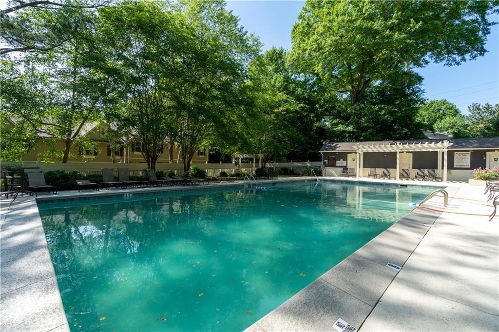 6900 Roswell Road - Photo 51