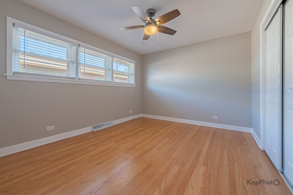8500 W Carmen Avenue - Photo 13