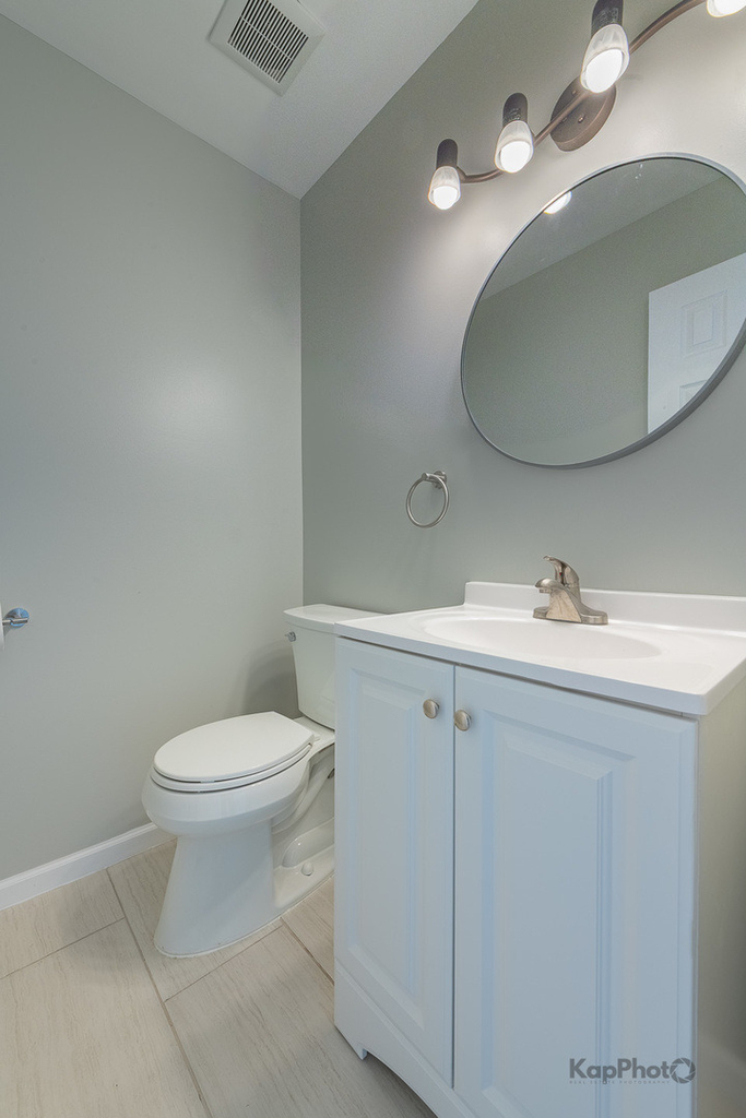8500 W Carmen Avenue - Photo 22