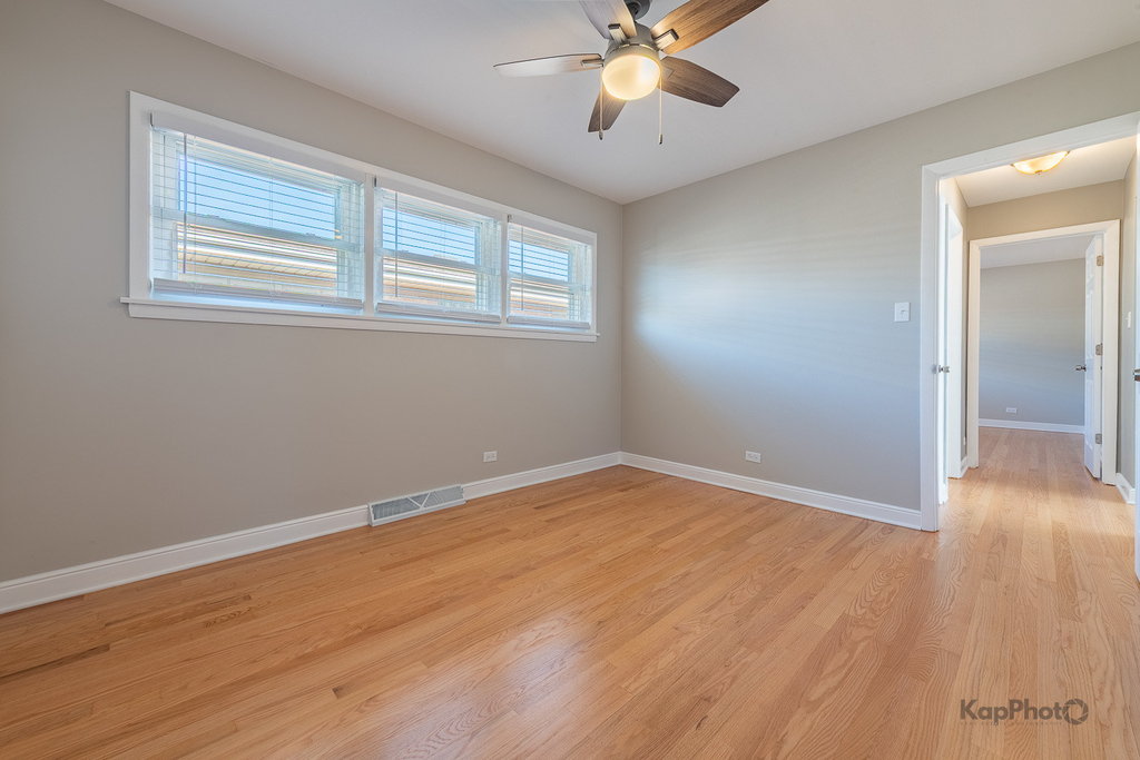 8500 W Carmen Avenue - Photo 12