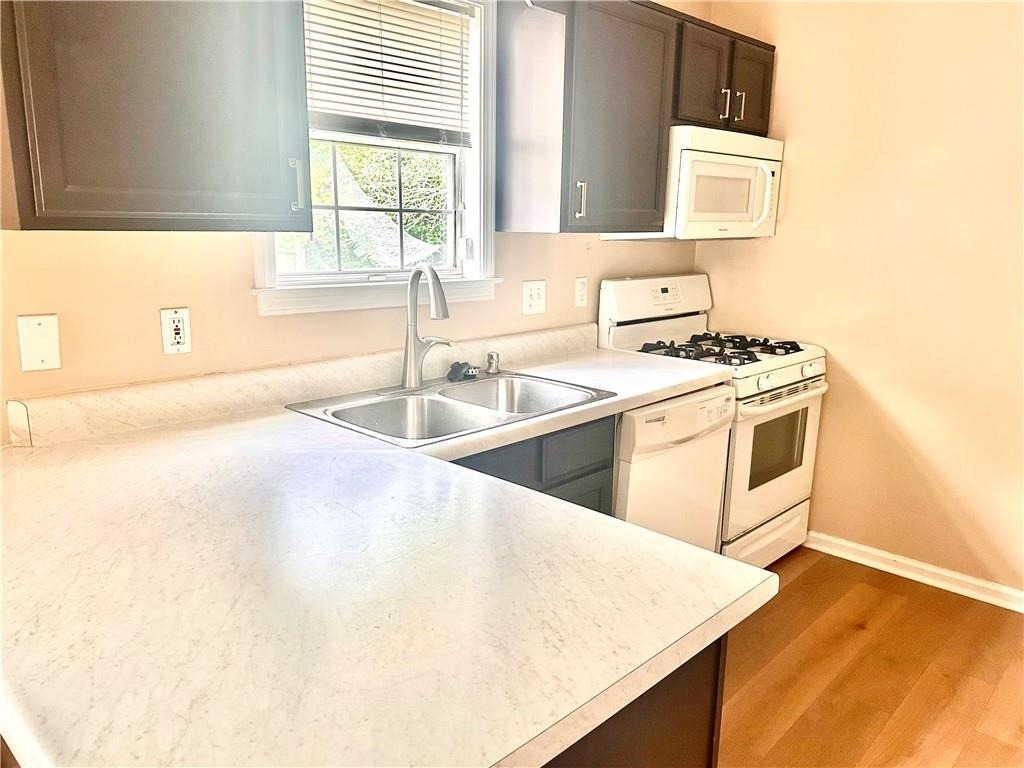 2802 Pine Valley Way Nw - Photo 3
