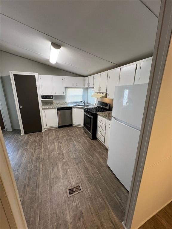 3700 Ash Drive - Photo 4