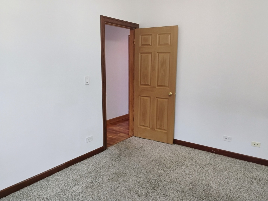 397 Alles Avenue - Photo 18