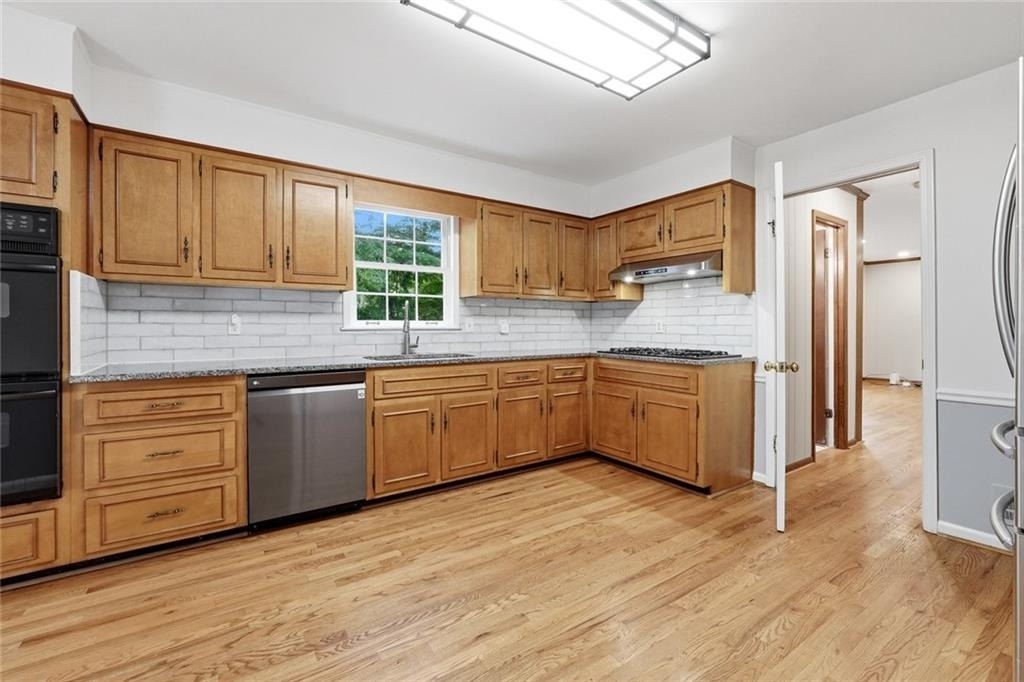 3731 Dunwoody Club Drive - Photo 6
