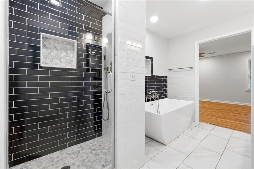 3731 Dunwoody Club Drive - Photo 14