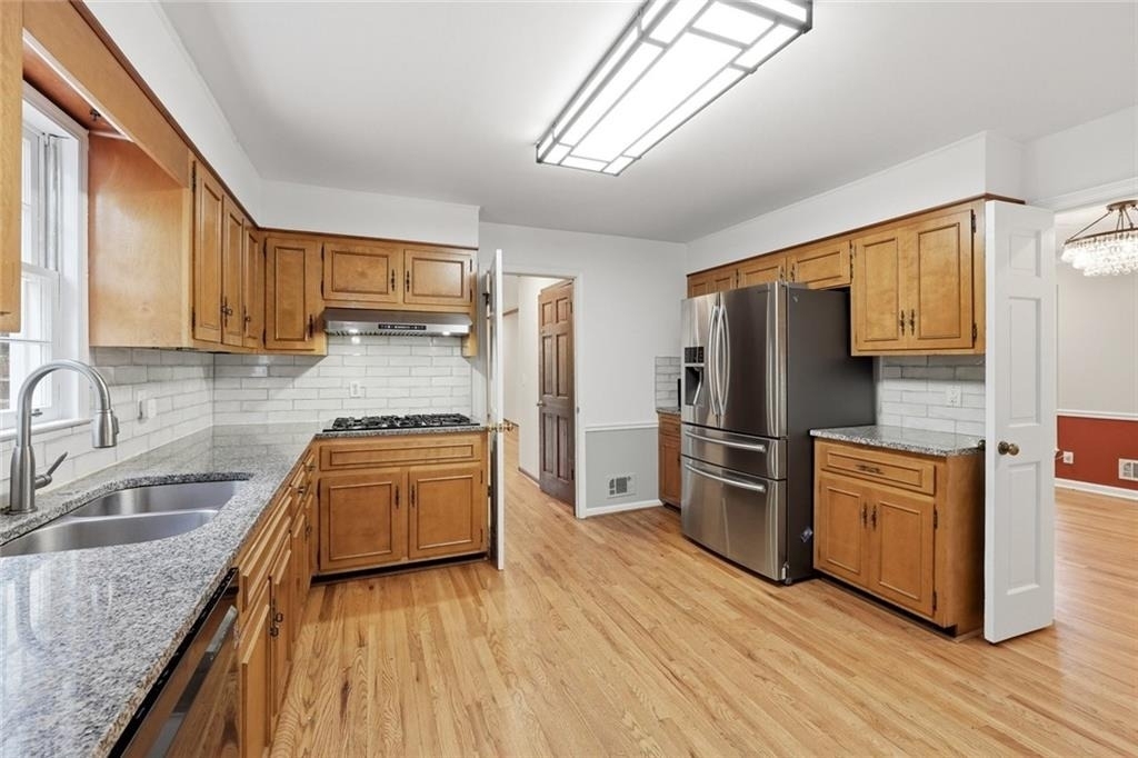 3731 Dunwoody Club Drive - Photo 8