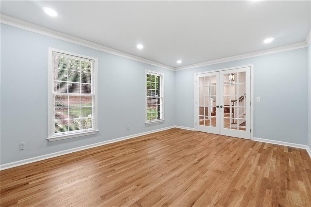 3731 Dunwoody Club Drive - Photo 2