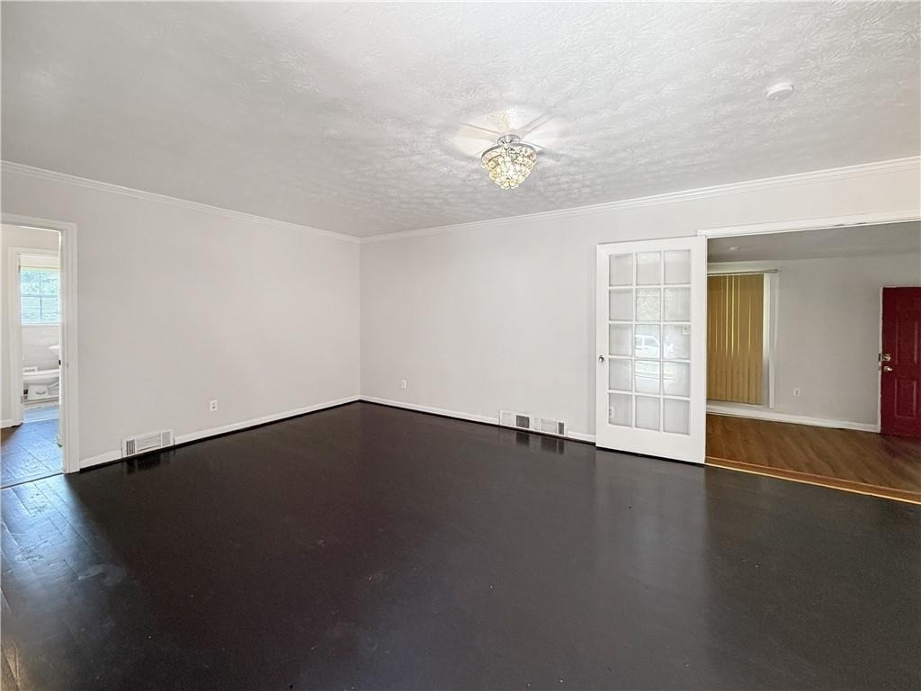 1668 Laurelwood Drive Sw - Photo 2