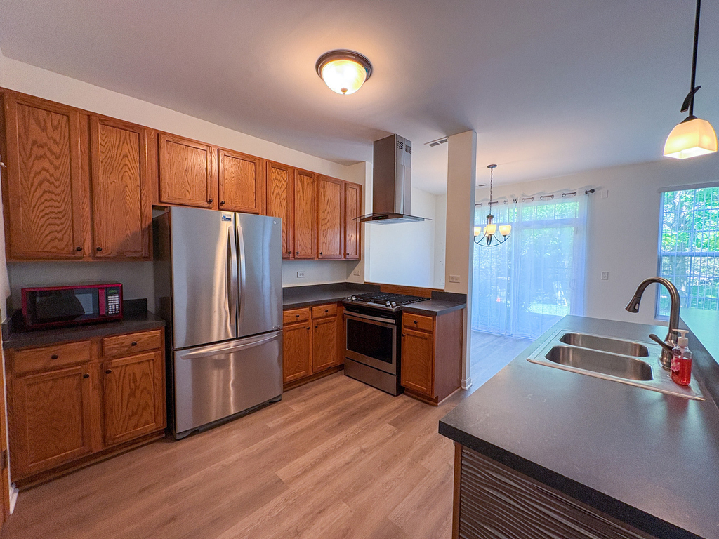 1453 Millbrook Drive - Photo 2