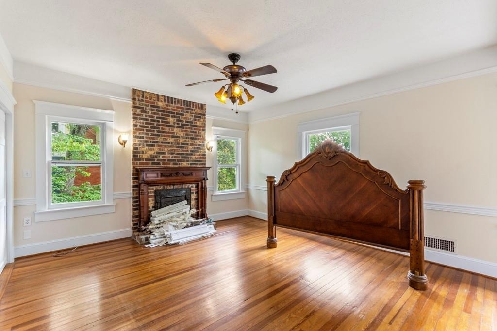 327 Adams Street - Photo 15