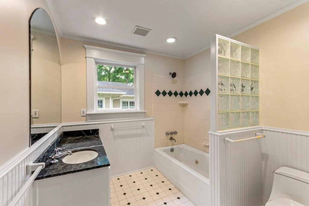 327 Adams Street - Photo 22