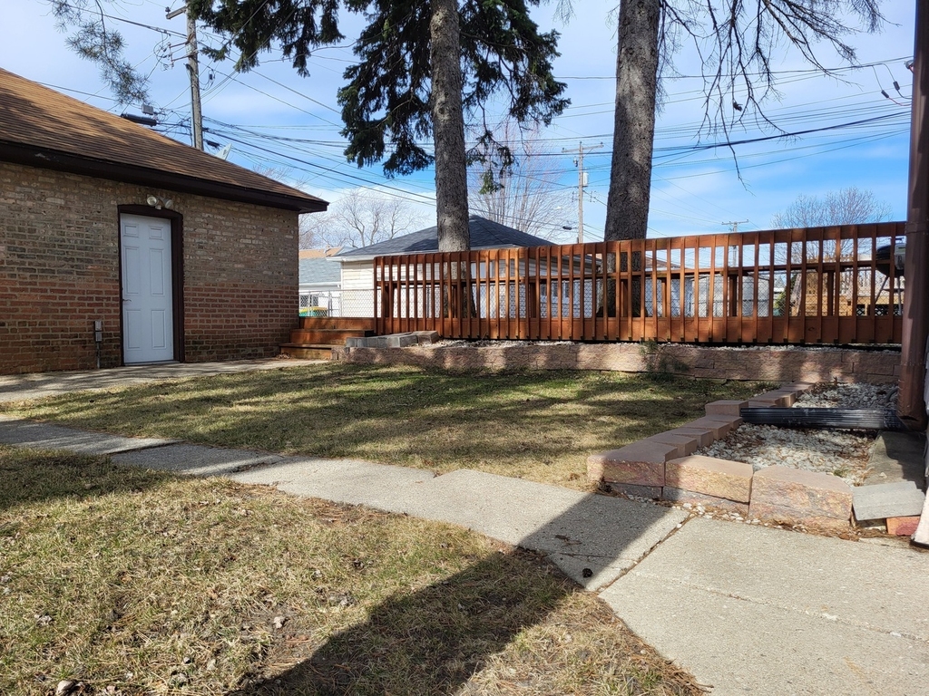 3648 Grove Avenue - Photo 10