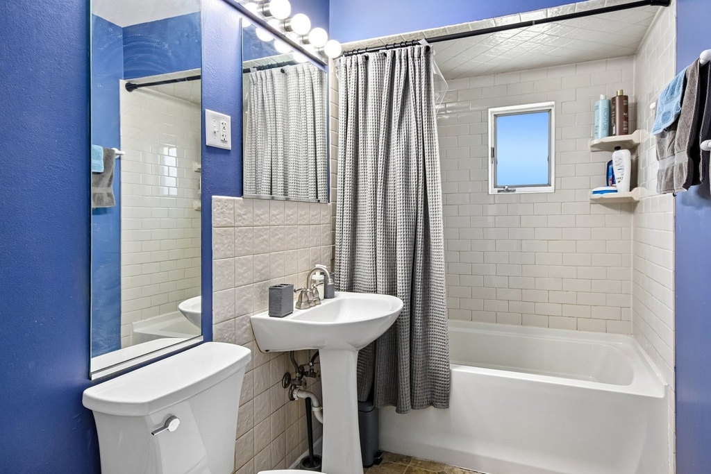 728 N Kennicott Avenue - Photo 10