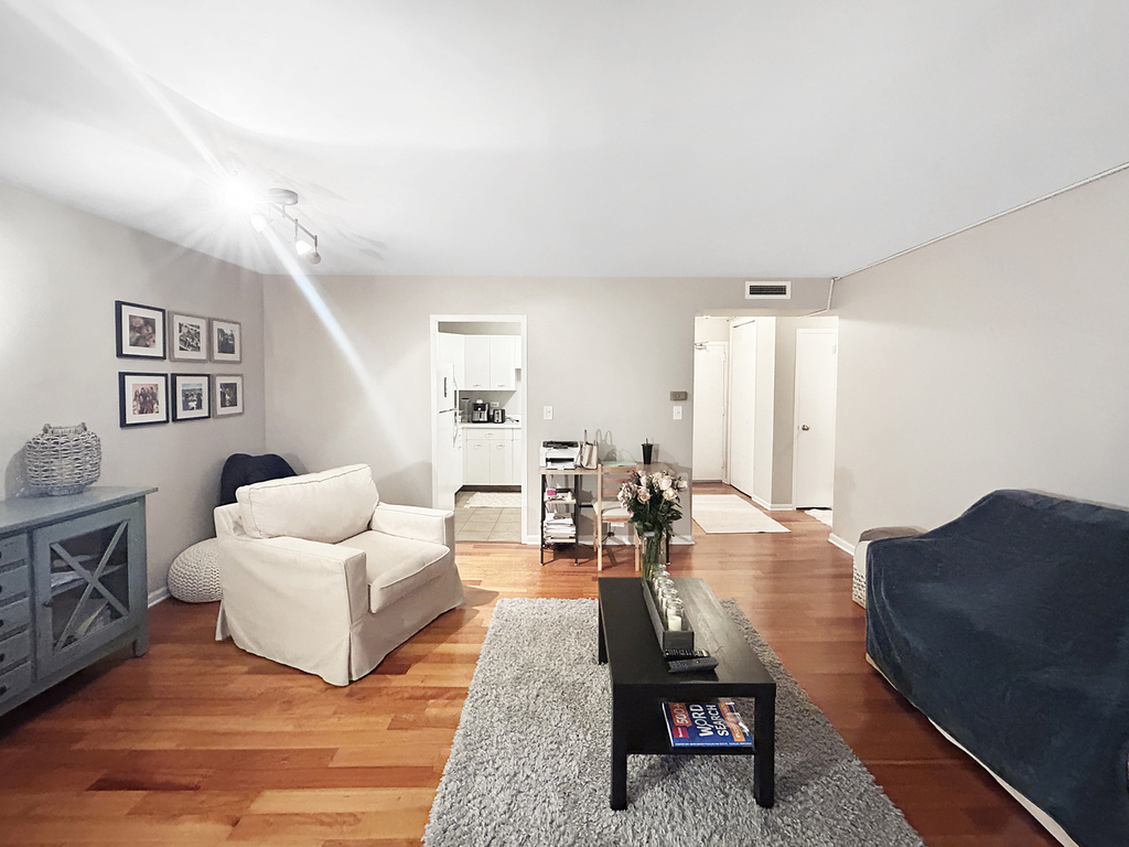 6301 N Sheridan Road - Photo 7
